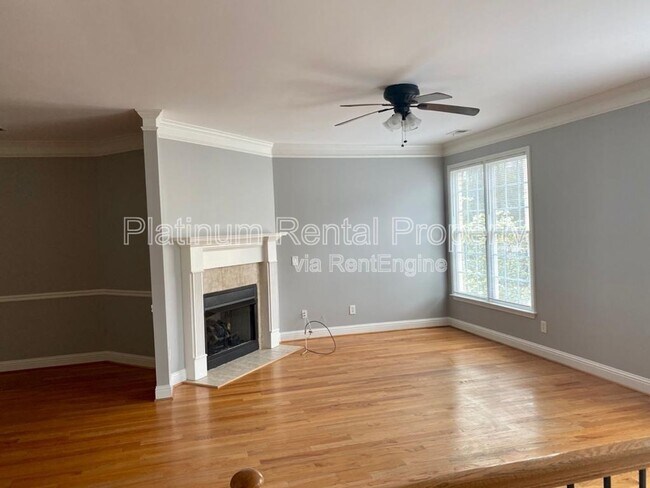 Building Photo - 11047 Lorin Way