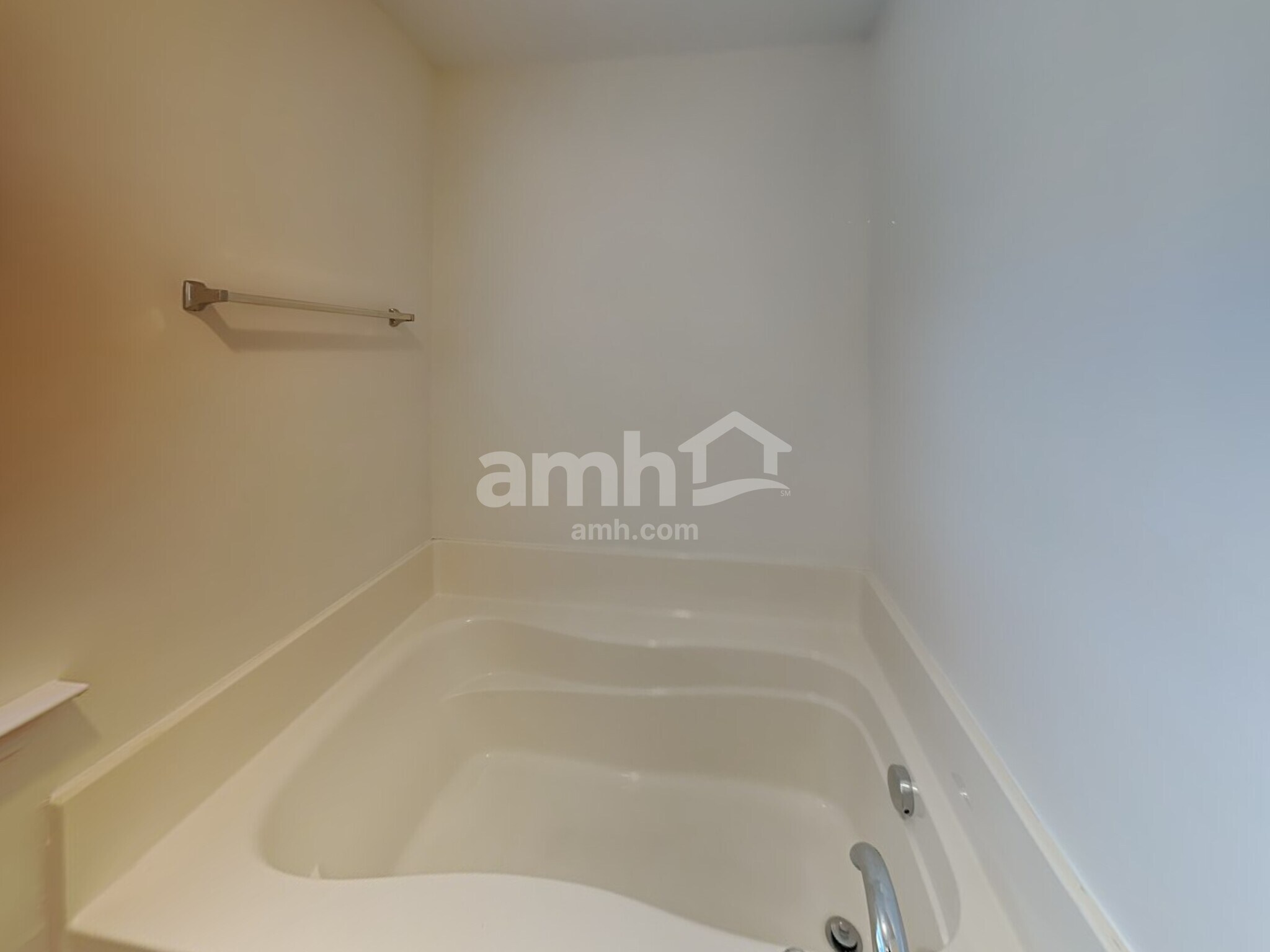 Building Photo - 5116 Abercromby St