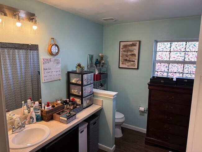 Building Photo - 2727 Choice St