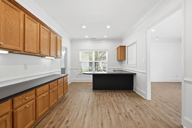 Building Photo - 3101 Sawyers Mill Dr