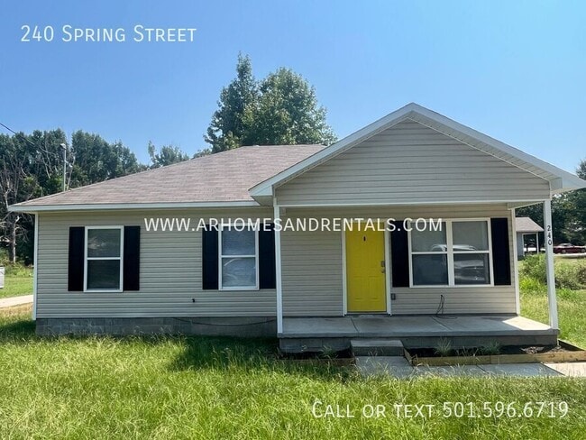 Primary Photo - 240 Spring St