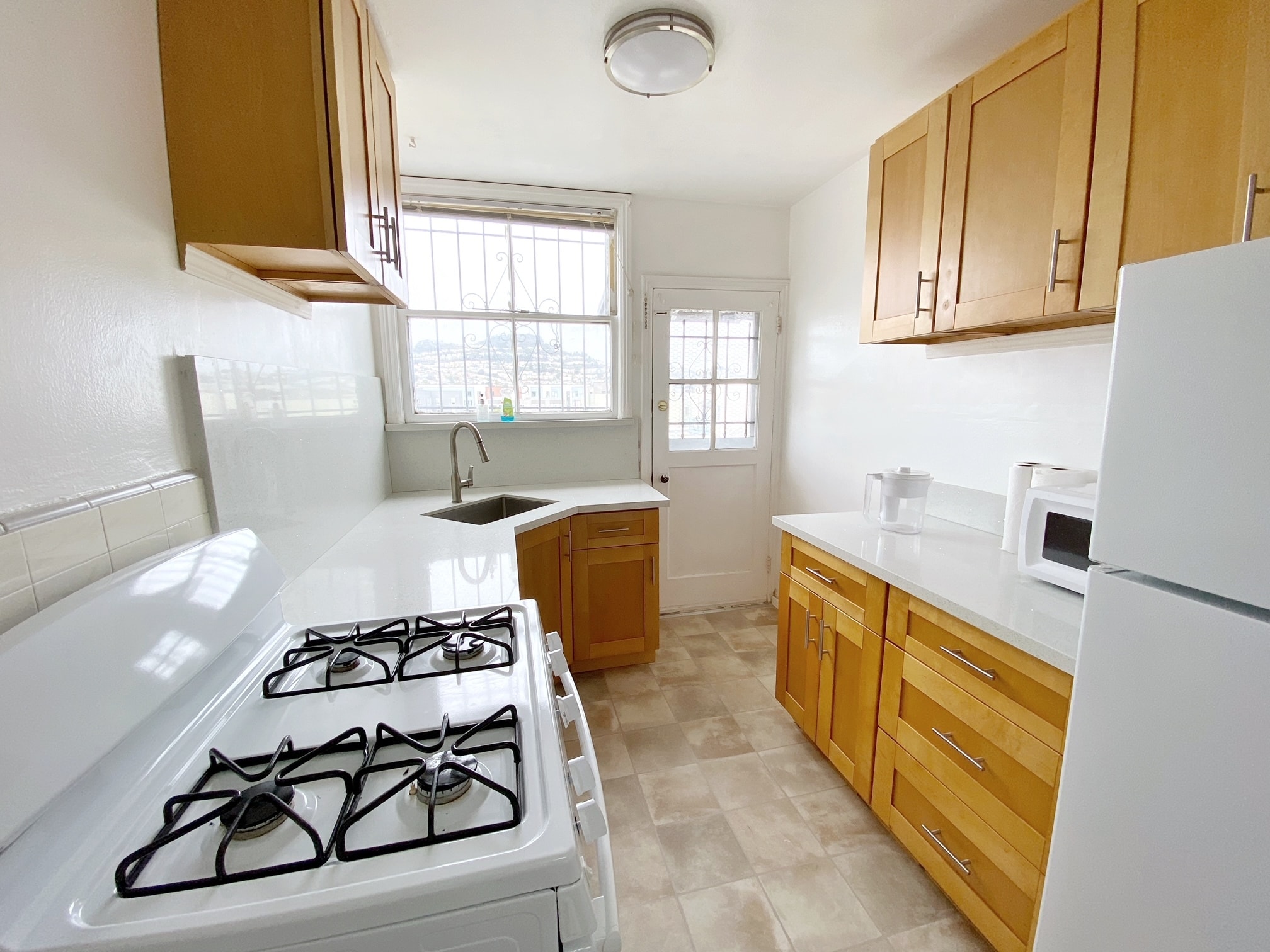 kitchen - 126 Holloway Ave