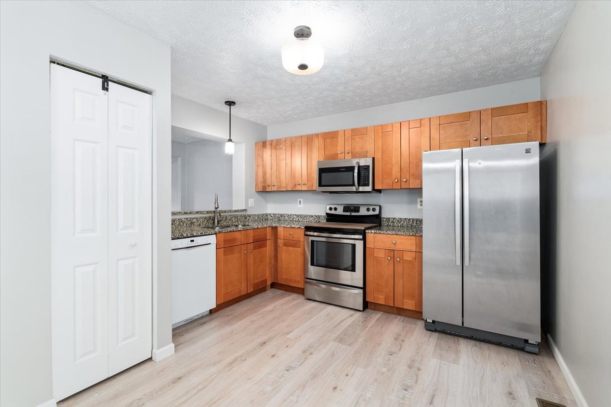 Building Photo - 4975 Pintail Ct
