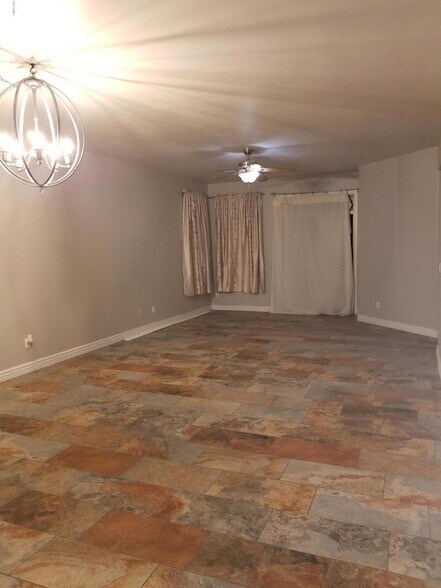 Building Photo - 7410 W Darrel Rd