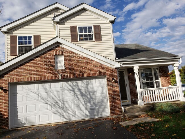 Building Photo - Updated 3 bd 2.5 ba updated home