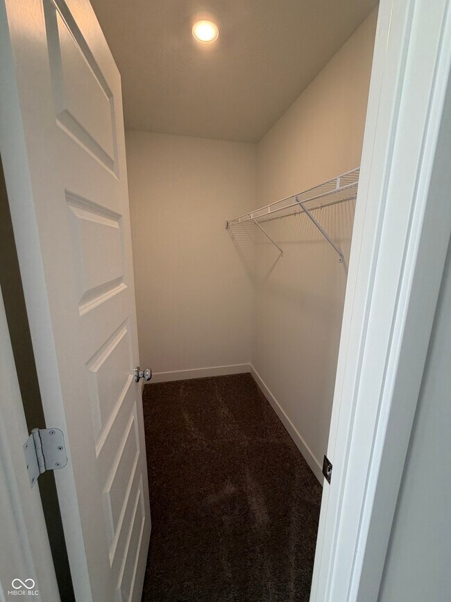 Building Photo - 6468 Tutelo Dr