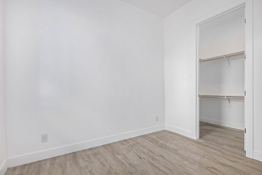 Building Photo - 3107 N 39th St