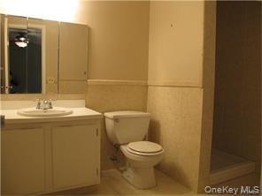Building Photo - 444 Genesee Ct