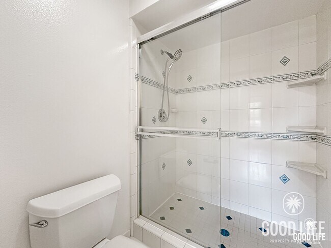 Building Photo - Spacious 4Bd/3Ba Townhome near SDSU - $500 off the 1st month's rent with a signed lease prior to ...