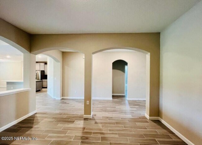 Building Photo - 9627 Lovage Ln