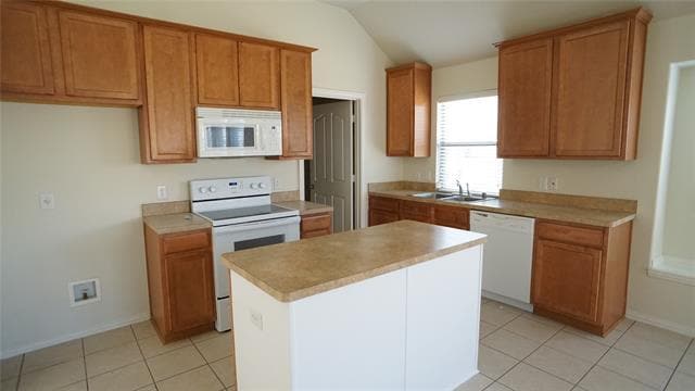 Building Photo - 2409 Deerwood Dr