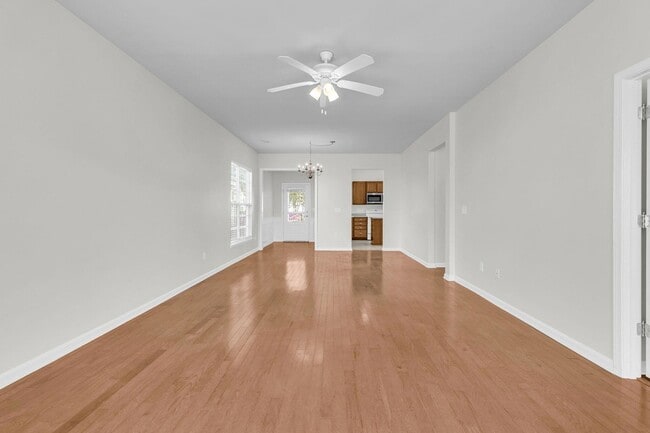 Building Photo - 168 Sea Lavender Ln