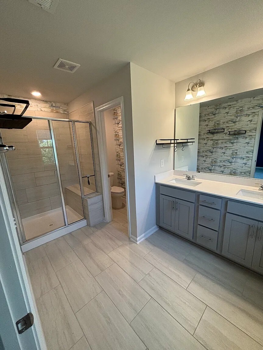 Building Photo - Room in Townhome on Kaya Ct