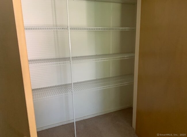 Building Photo - 16 Ancient Hwy