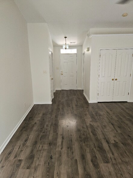 Building Photo - 4352 Bubbling Brook Ct