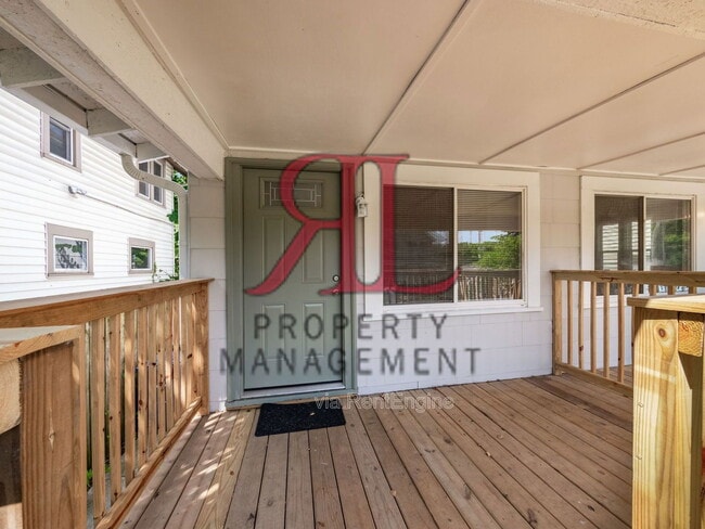 Building Photo - 439 Eldridge Ave