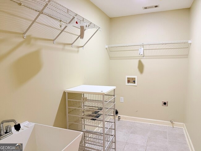 Building Photo - 3753 Baccurate Way