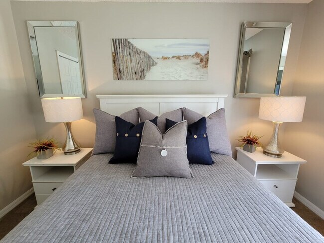 Building Photo - 8523 Crystal Cove Loop