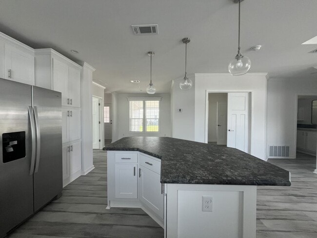 Building Photo - 245 Bimini Cay Cir