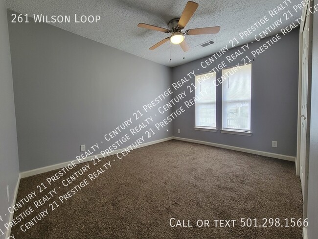 Building Photo - 261 Wilson Loop