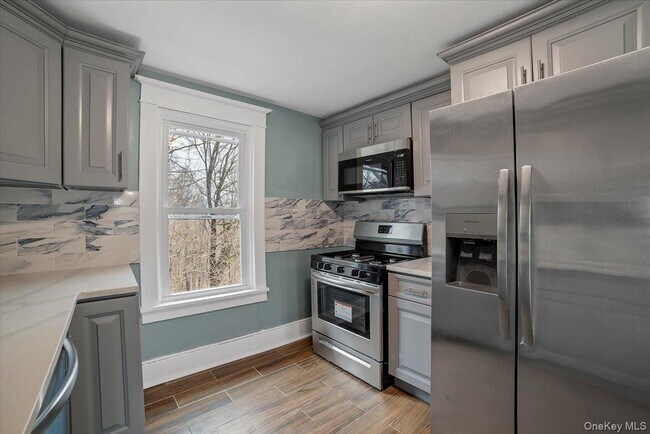 Building Photo - 143 Chatterton Pkwy