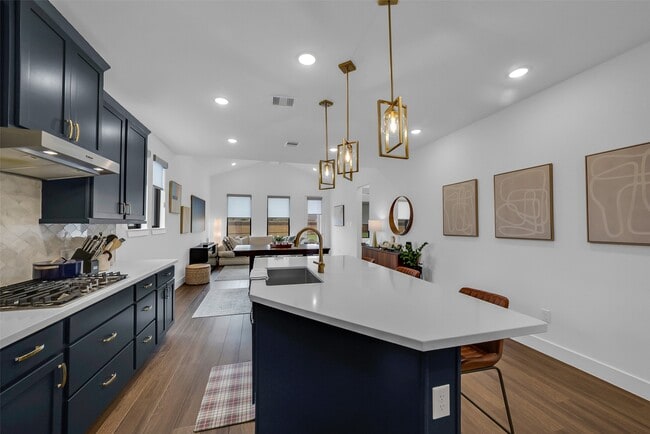 Building Photo - 7222 Grassland Vis Ln