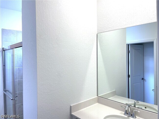 Building Photo - 2184 Dragonfruit Wy