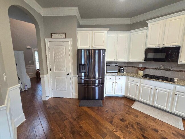 Building Photo - 534 Oconee Cir