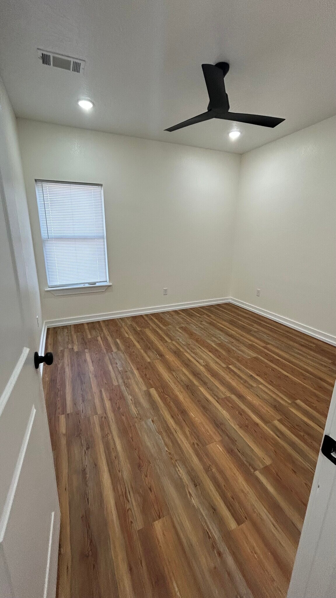 Building Photo - 7201 Texas Rd