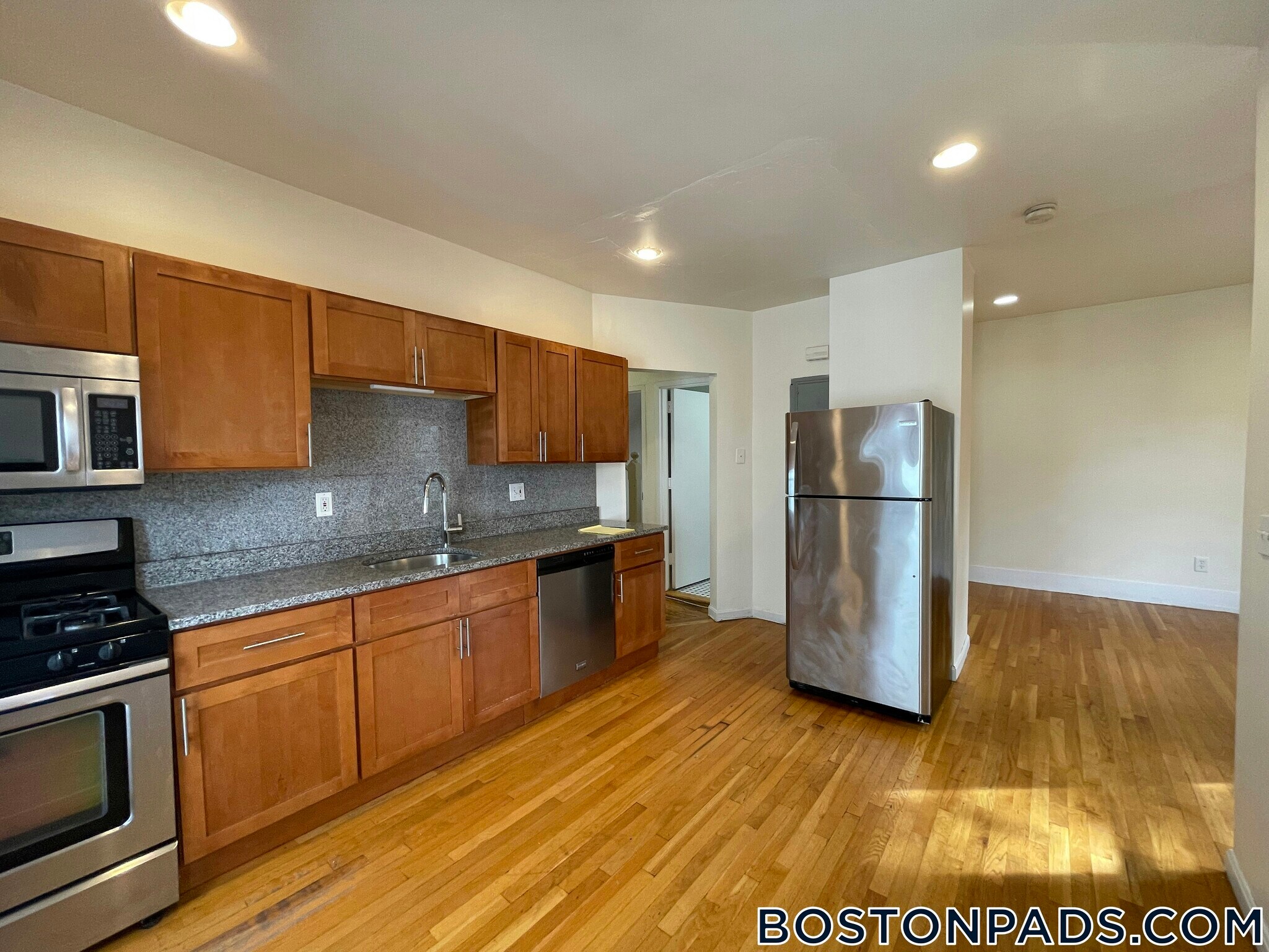 Building Photo - 2 Torpie St