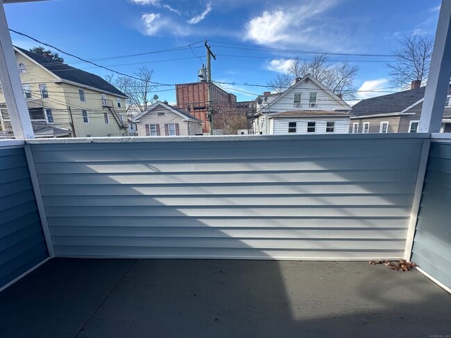 Building Photo - 85 Twiss St