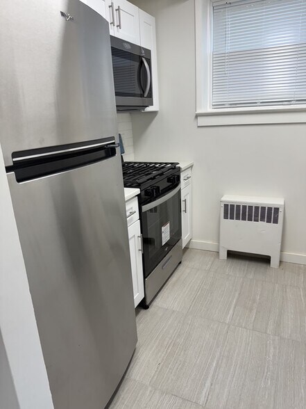 New Kitchen - 604 Chestnut St