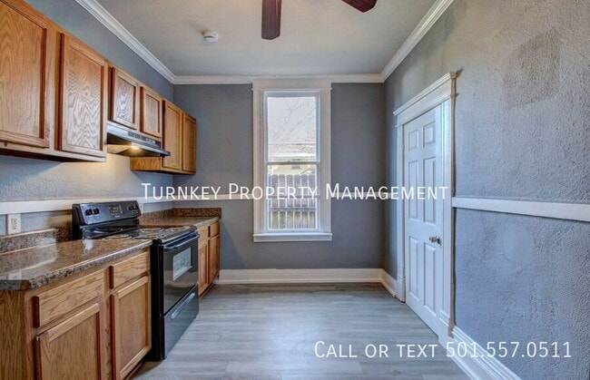 Building Photo - 1019 S Booker St