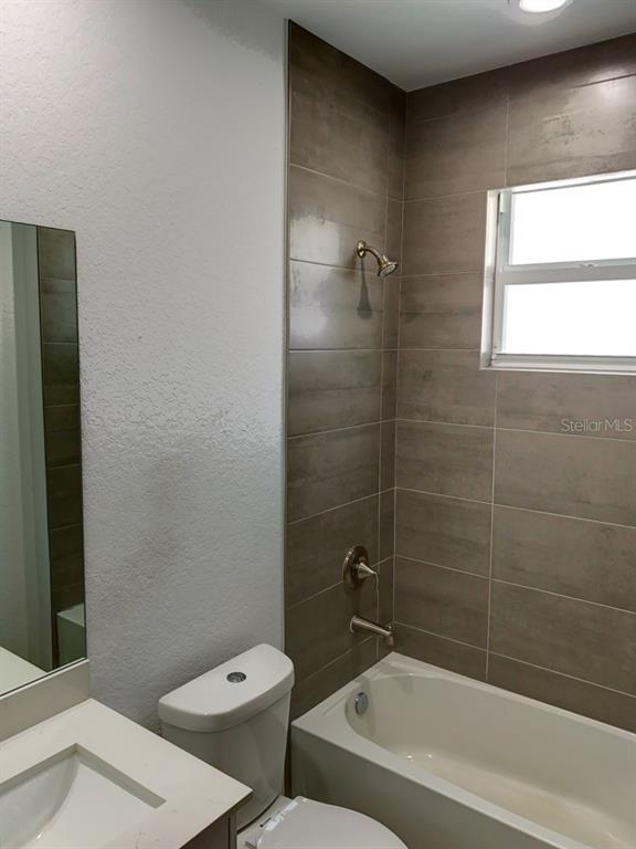 Building Photo - 2939 Billberry St