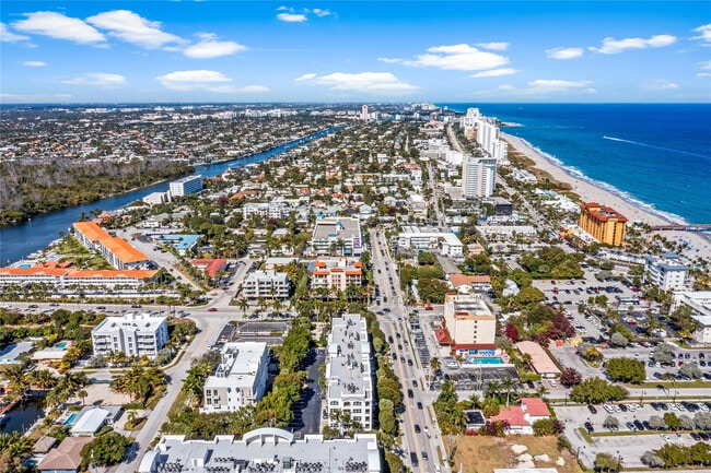 Building Photo - 101 SE 20th Ave