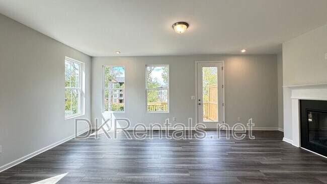 Building Photo - 1479 Creekside Cir NW