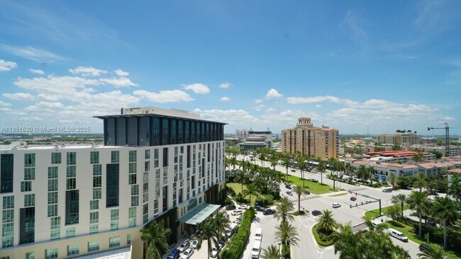 Building Photo - 550 Okeechobee Blvd