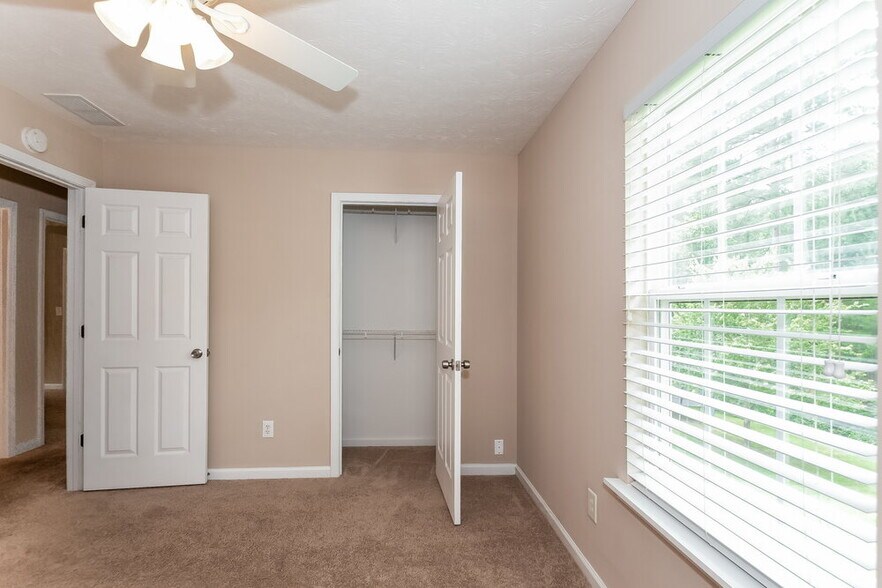 Building Photo - 1405 Stephens Pond View