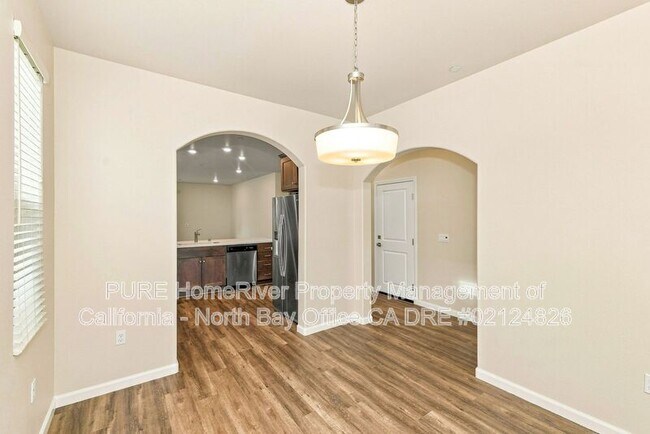 Building Photo - 1665 Hopper Ave