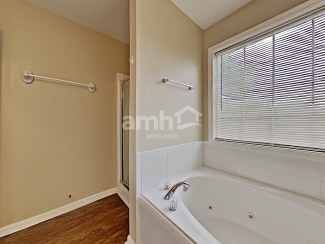 Building Photo - 1046 Whispering Woods Drive