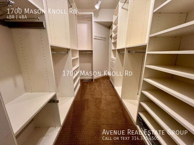Building Photo - 1700 Mason Knoll Rd