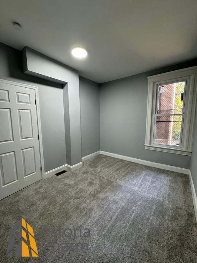 Building Photo - Newly Renovated 3BD/1.5BA townhome in Balt...