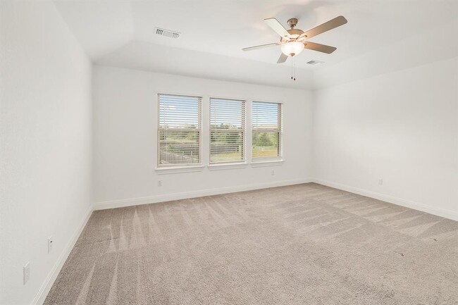 Building Photo - 113 King Thistle Ct