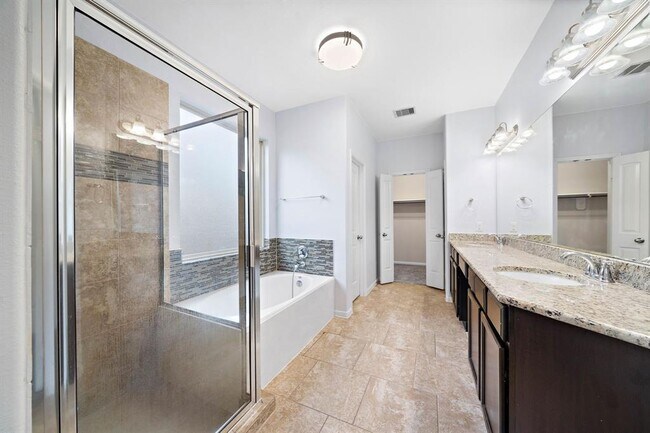Building Photo - 29006 Dryander Forest Ct