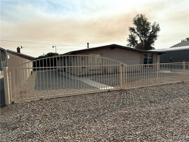 Building Photo - 7916 Center St