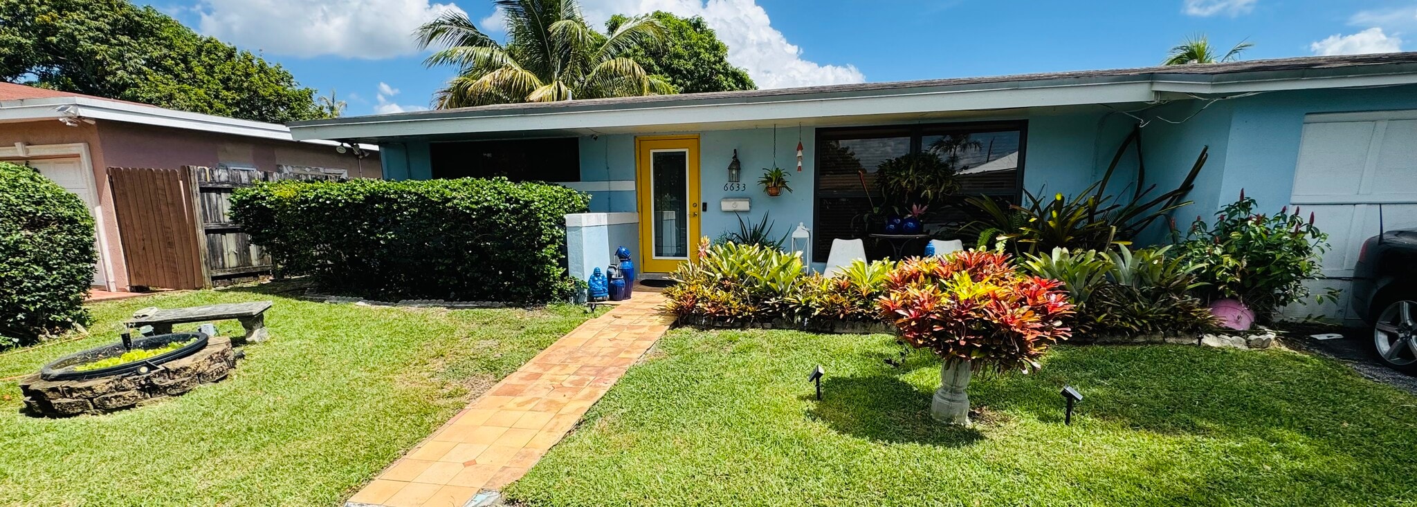 Building Photo - 6633 Dahlia Dr