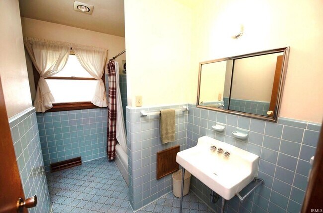 Building Photo - Charming 3-Bedroom Home in Award-Winning West Lafayette School District