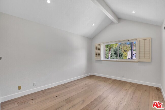 Building Photo - 24701 Cll Conejo
