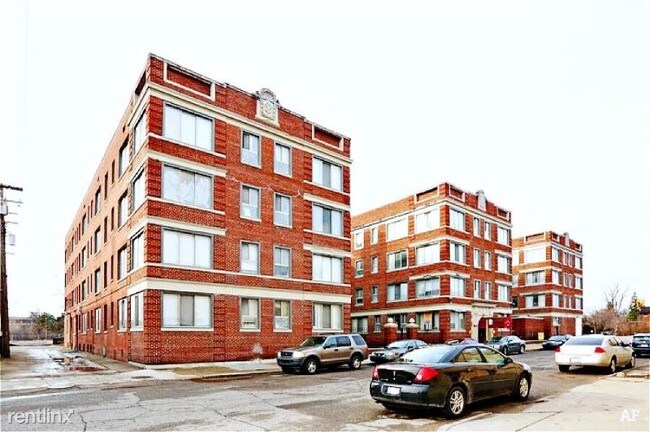 Primary Photo - 1 br, 1 bath Apartment - 10 Ferris St