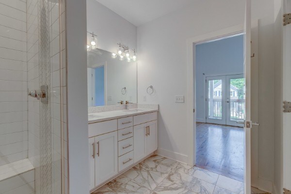 Building Photo - 324 Queen Ave